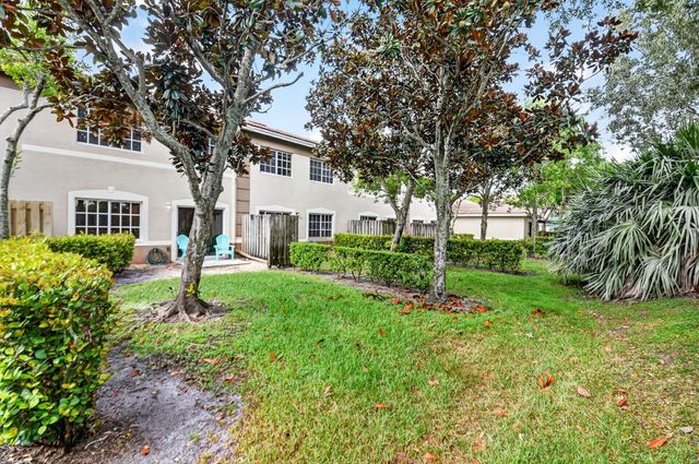 6691 Old Farm Trail, Boynton Beach, FL 33437