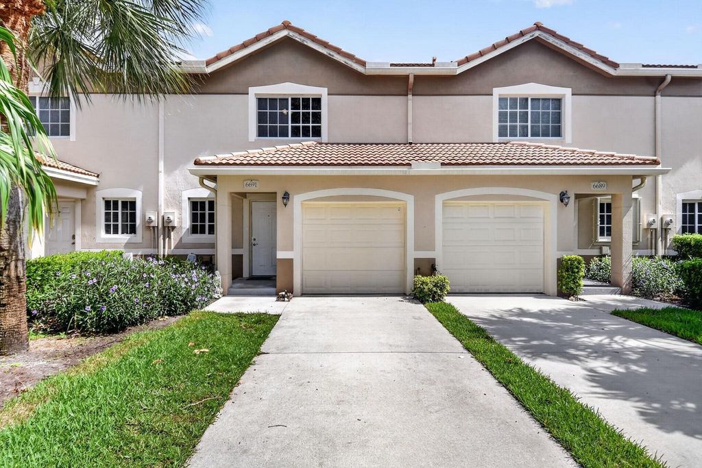 6691 Old Farm Trail, Boynton Beach, FL 33437