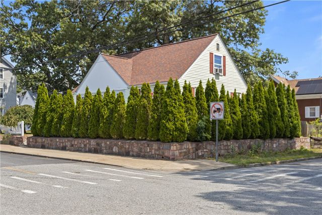 221 Columbia Avenue, Pawtucket, RI 02860