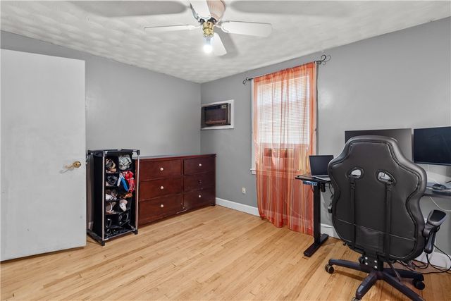 221 Columbia Avenue, Pawtucket, RI 02860