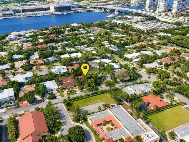 1943 SE 25TH Avenue, Fort Lauderdale, FL 33316