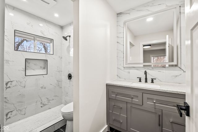 8337 Aspen Court, Indianapolis, IN 46226