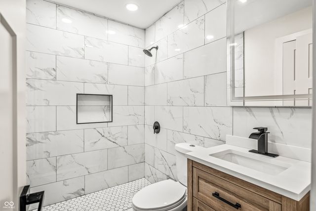 8337 Aspen Court, Indianapolis, IN 46226