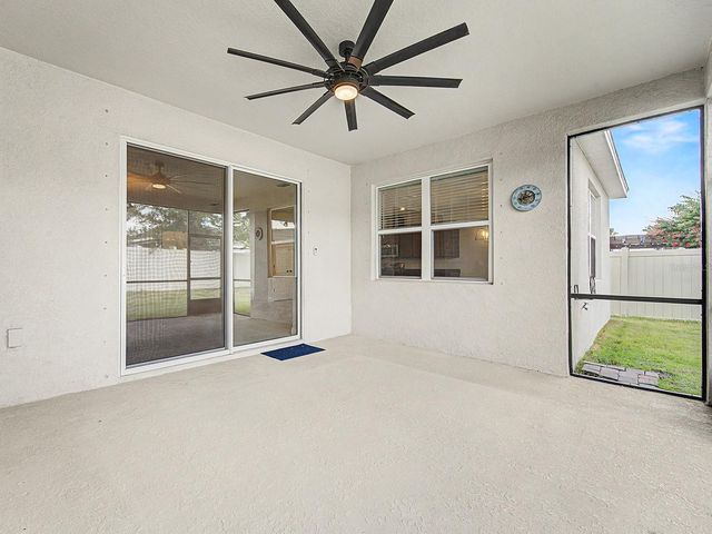 11626 LAKE LUCAYA DRIVE, Riverview, FL 33579