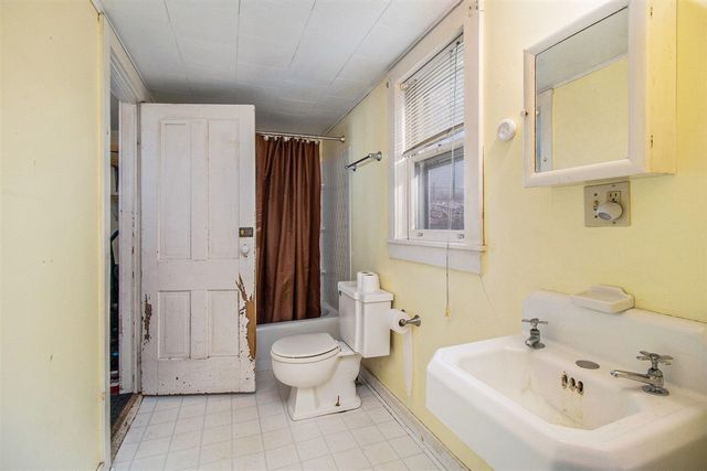 603 E Dowland Street, Ludington, MI 49431