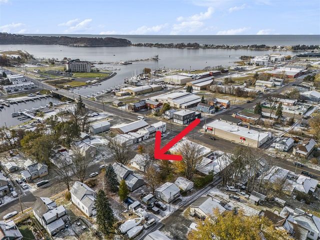 603 E Dowland Street, Ludington, MI 49431