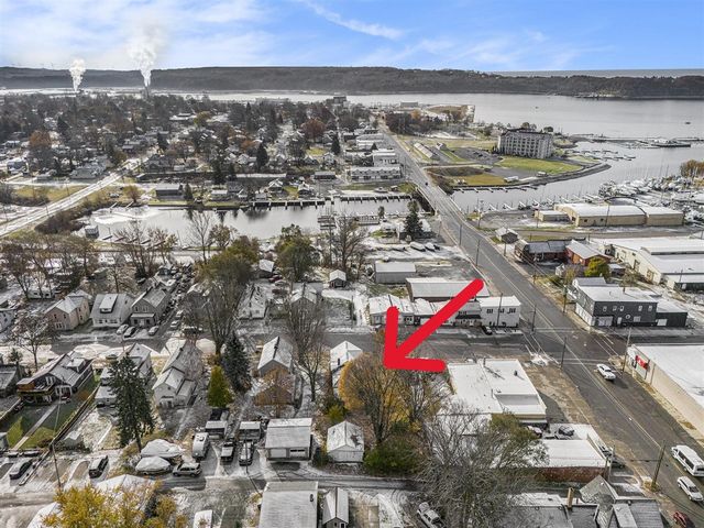 603 E Dowland Street, Ludington, MI 49431