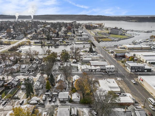 603 E Dowland Street, Ludington, MI 49431