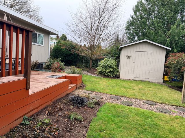 114 MAPLE Blvd, Wood Village, OR 97060