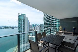 650 NE 32nd St 4206, Miami, FL 33137