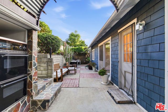 316 E Ellis Avenue, Inglewood, CA 90302