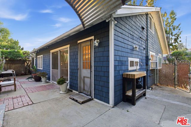 316 E Ellis Avenue, Inglewood, CA 90302