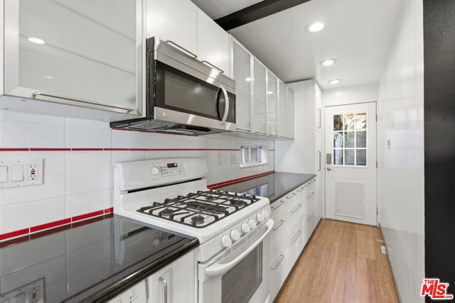 316 E Ellis Avenue, Inglewood, CA 90302