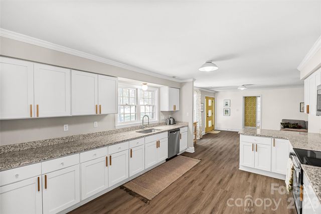 12811 Moores Chapel Road, Charlotte, NC 28214