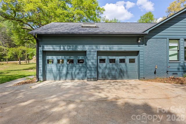 12811 Moores Chapel Road, Charlotte, NC 28214