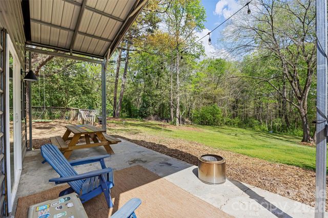 12811 Moores Chapel Road, Charlotte, NC 28214