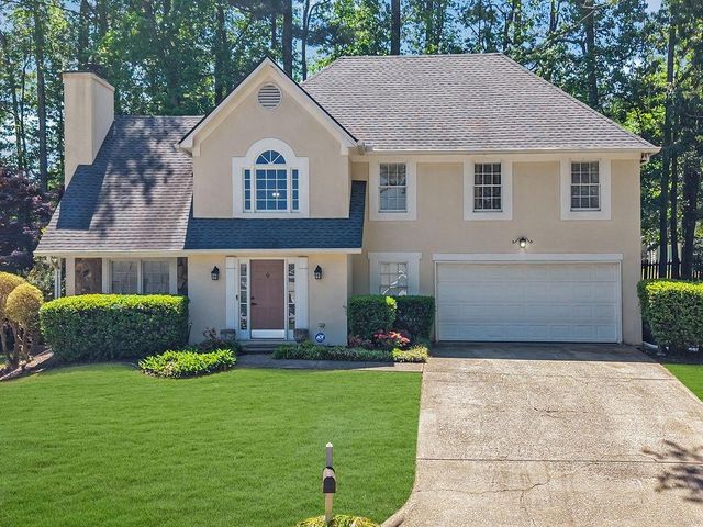 1075 Wellers Court, Roswell, GA 30076