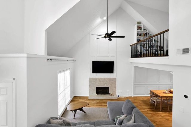 1075 Wellers Court, Roswell, GA 30076