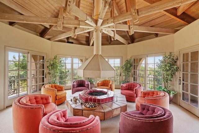 4652 Resmar Road, La Mesa, CA 91941