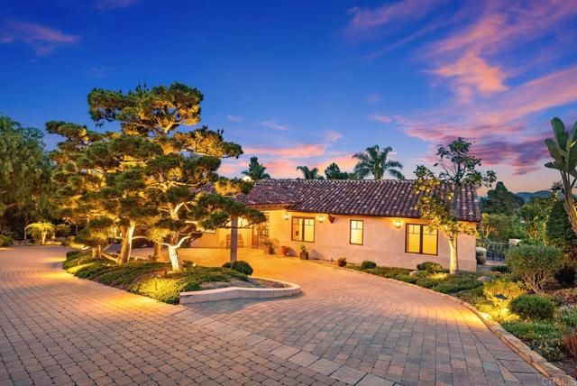 4652 Resmar Road, La Mesa, CA 91941