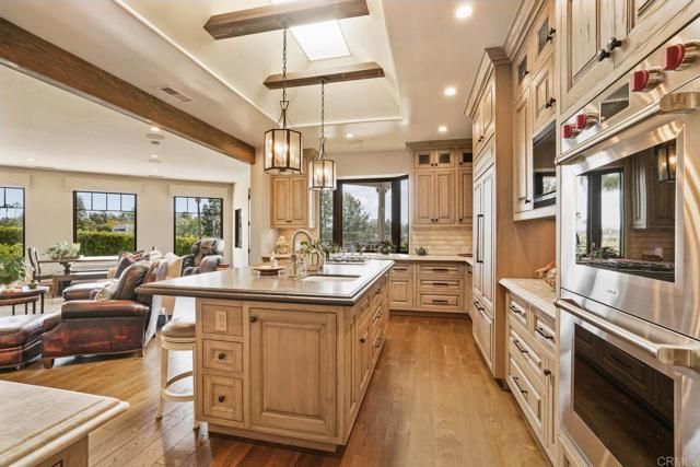 4652 Resmar Road, La Mesa, CA 91941