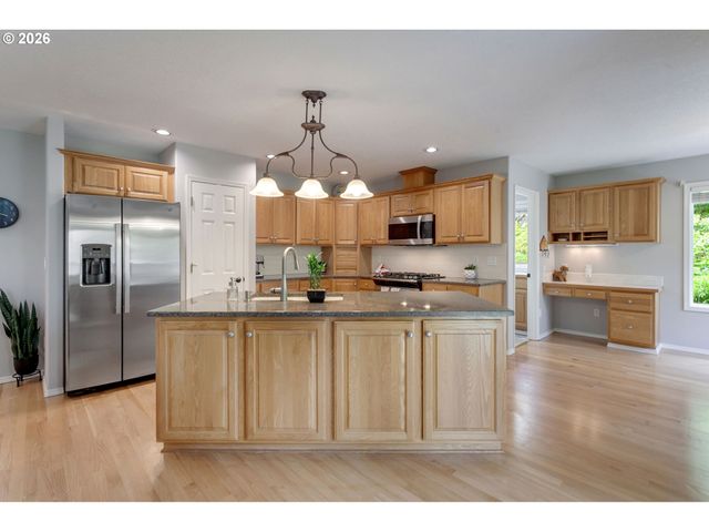 23724 Sw STONEHAVEN St, Sherwood, OR 97140