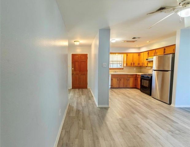 6302 Park Avenue, Texas City, TX 77591