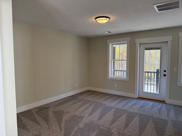 480 Wareham St 12, Middleboro, MA 02346