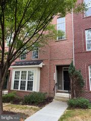 2675 SHEFFIELD HILL WAY #164, Woodbridge, VA 22191