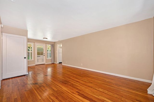 4902 Jerry Way, Sacramento, CA 95819