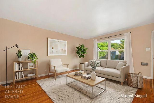 4902 Jerry Way, Sacramento, CA 95819