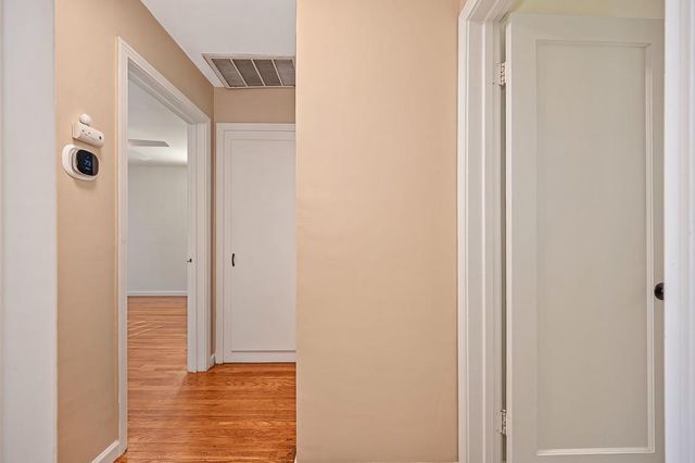 4902 Jerry Way, Sacramento, CA 95819