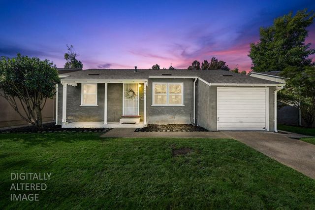4902 Jerry Way, Sacramento, CA 95819