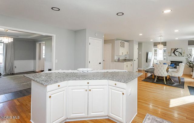 8629 St George Drive, Holland, OH 43528