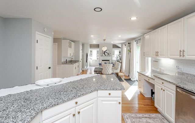 8629 St George Drive, Holland, OH 43528