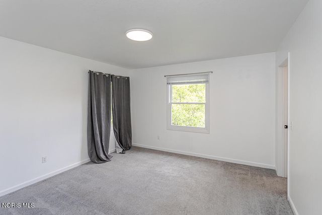8629 St George Drive, Holland, OH 43528