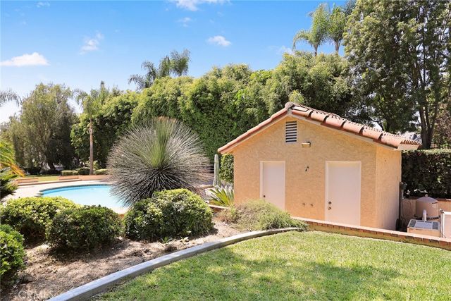 1505 El Travesia Drive, La Habra Heights, CA 90631