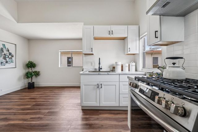 1574 Jerrold Avenue, San Francisco, CA 94124