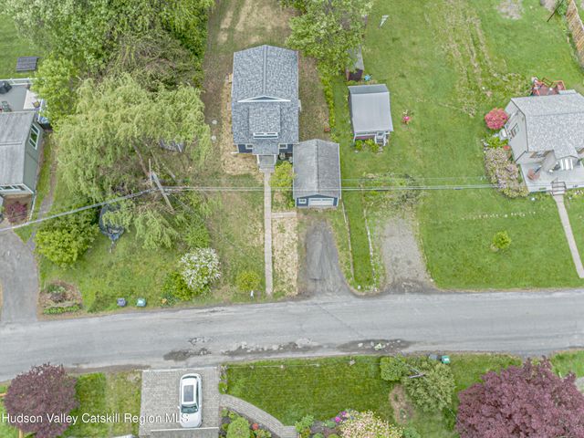 148 Esopus Creek Road, Saugerties, NY 12477