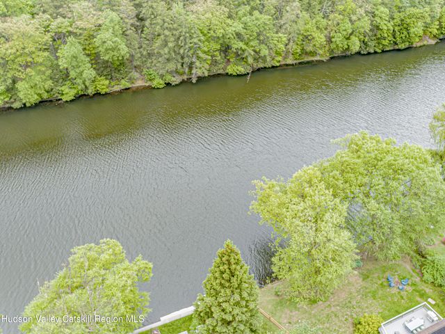 148 Esopus Creek Road, Saugerties, NY 12477