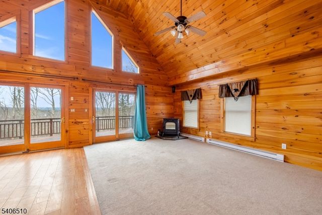 24 Steenykill Rd, Montague Twp., NJ 07827