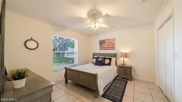 691 102nd AVE N, Naples, FL 34108