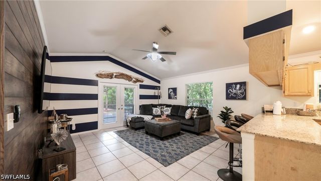 691 102nd AVE N, Naples, FL 34108