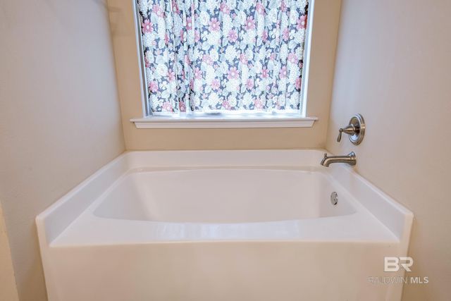 10849 Eastwood Avenue, Fairhope, AL 36532