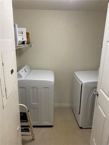 6774 W Sample Road 6774, Coral Springs, FL 33067