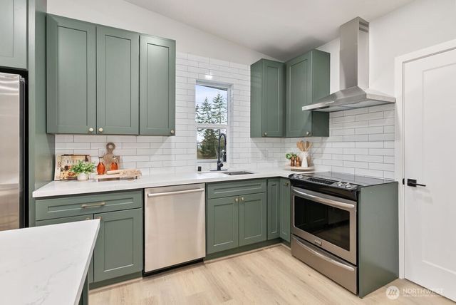 4968 Morgan Drive, Blaine, WA 98230