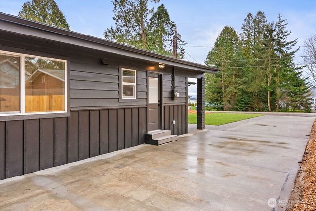 4968 Morgan Drive, Blaine, WA 98230