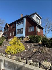 5643 Wilkins, Squirrel Hill, PA 15217