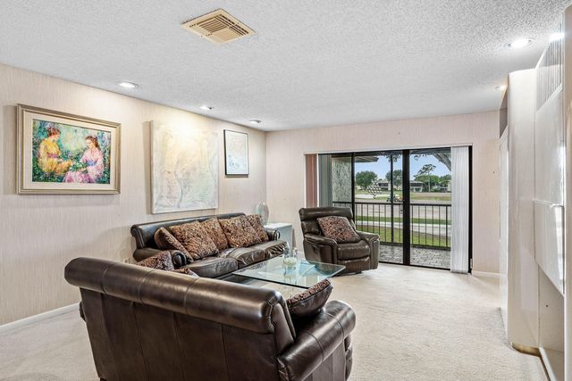 7 Southport Lane F, Boynton Beach, FL 33436