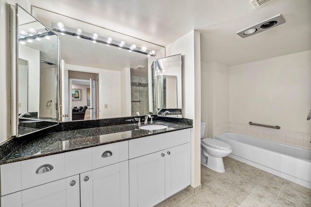 7 Southport Lane F, Boynton Beach, FL 33436